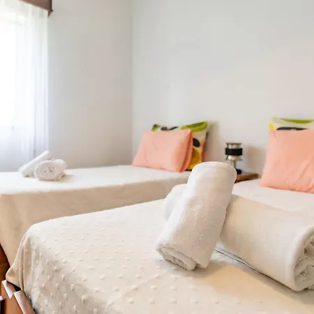 Casa Da Professora Ponte De Lima *