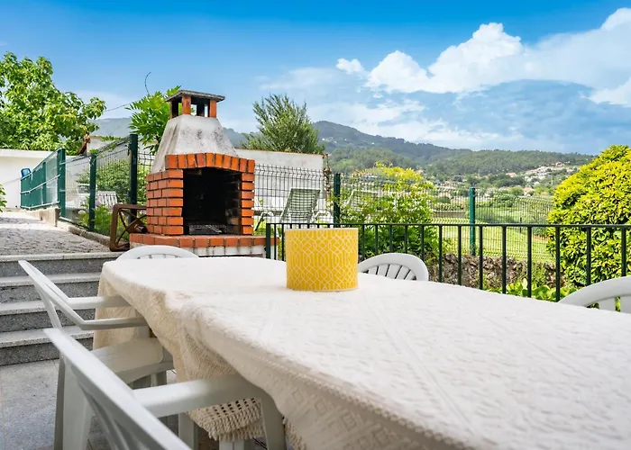 Casa Da Professora Ponte De Lima 펜션 *